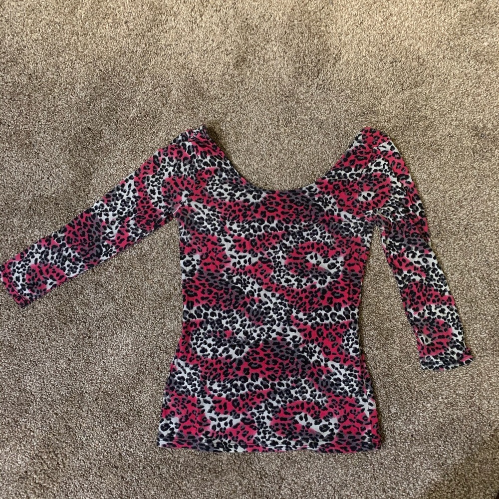 Wet seal animal print 3/4 sleeve.